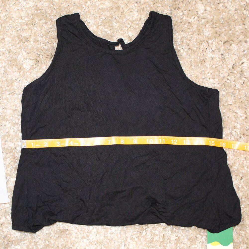NWT Halara Crossover Tank - Size M
